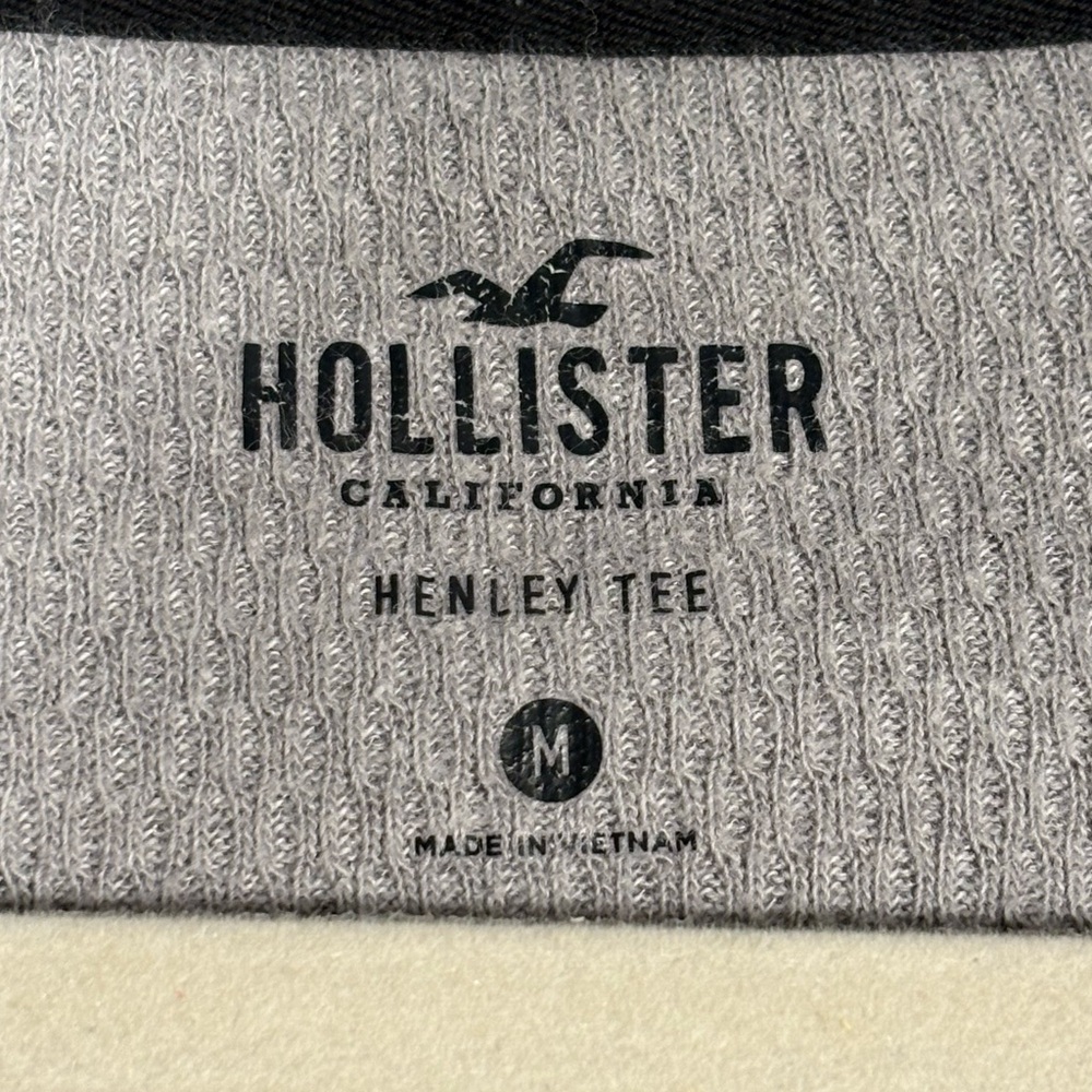 Hollister Henley Long Sleeve Sweatshirt Y2K - Picture 4 of 4